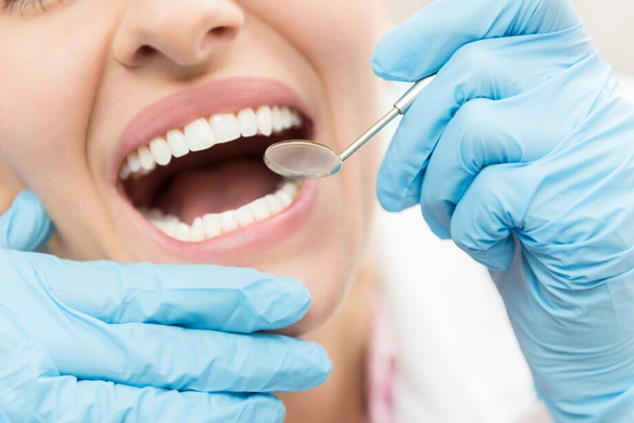 Tannbehandling hos tannlegen